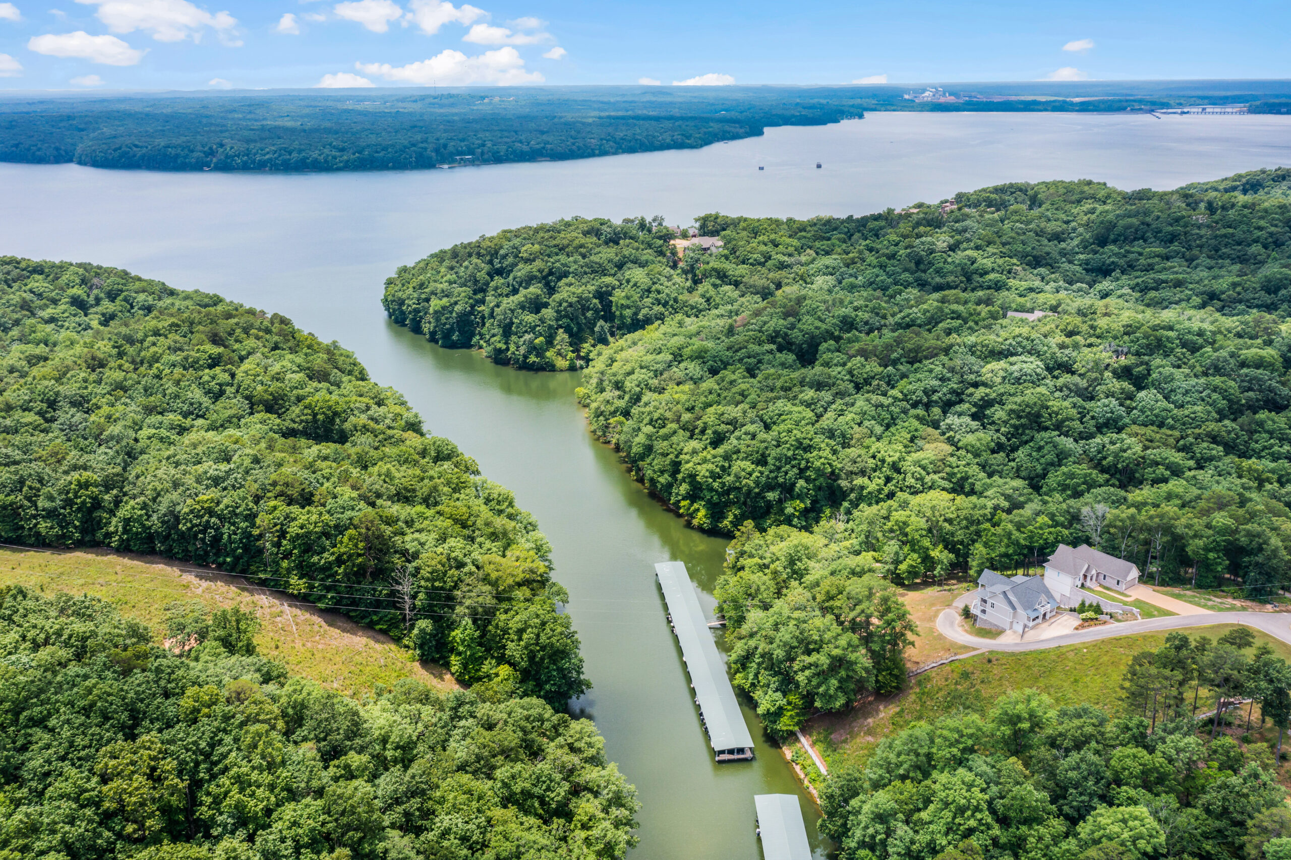 Advertisement for large acreage lake access lots for sale at The Preserve on Pickwick Lake, starting from $29,900